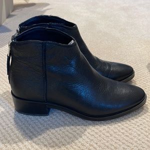 Dolce Vita Tucker bootie size 7.5